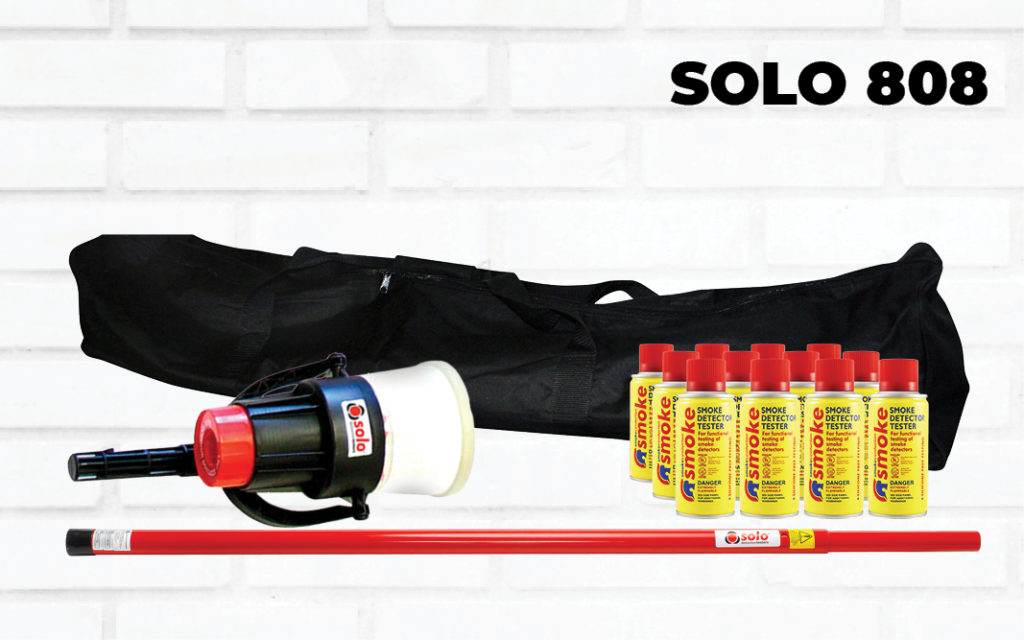SOLO 808 Smoke Starter Kit - 12ft which includes 1 Solo 108 8ft Access Pole, 1 Solo 330 Dispenser, 12 Smoke Centurion Aerosols, and 1 Solo 604 Carrying Bag