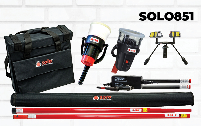 SOLO 851 Smoke, Heat, CO Tech Kit - 24ft which includes 1 Solo 100 15ft Access Pole, 1 Solo 101 4ft Extension Pole, 1 Solo 200 Universal Removal Tool, 1 Solo 330 Dispenser, 1 Solo 460 Heat Detector Tester, 1 Solo 610 Carrying Bag, 1 x Solo 727 Battery Charger, and 2 Solo 770 Battery Batons